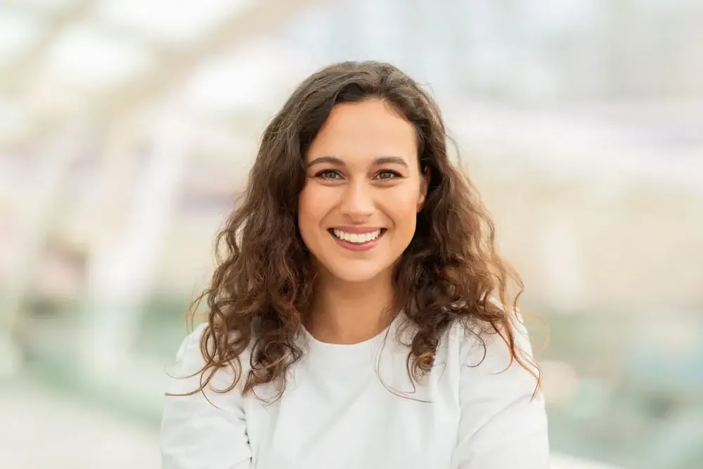 Dental Implants vs. Dentures: What's the Right Choice for Your Oral Health?